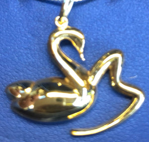 Gold SHARA-MAC SIGNATURE LOGO PENDANT